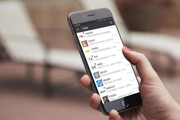 本人用微信建立相亲交友群，主要提供恋爱结婚协议？